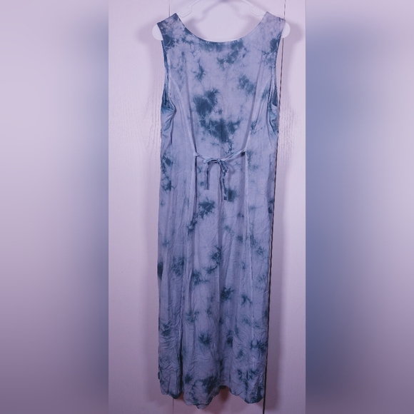 Flower Blue Tie Dye Dress Free Size Embroidered Floral Stich Detail Button Front - Picture 7 of 8